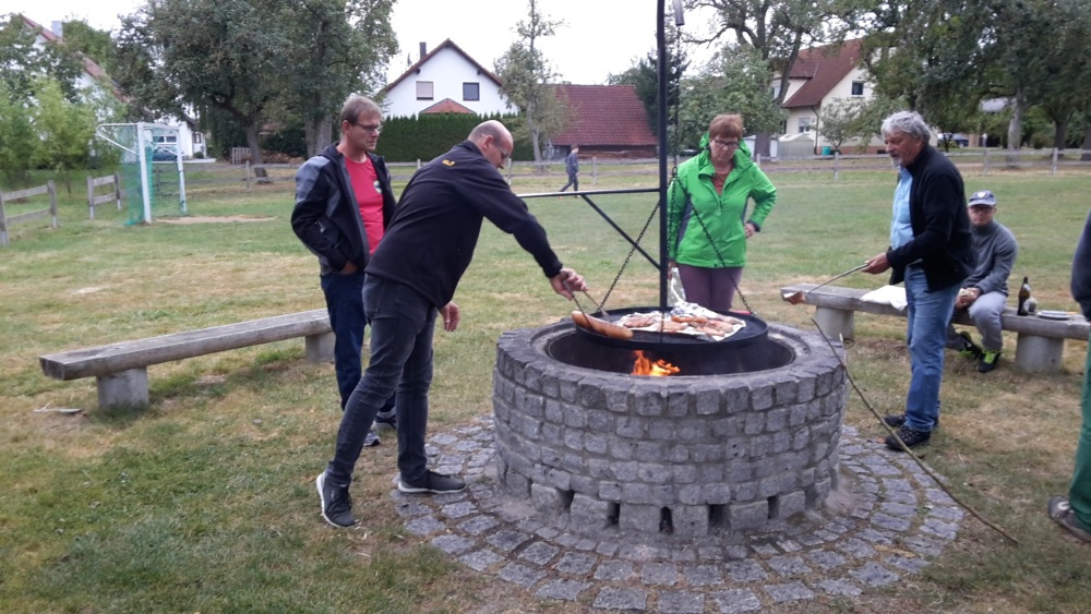 You are currently viewing Badminton Grillfest