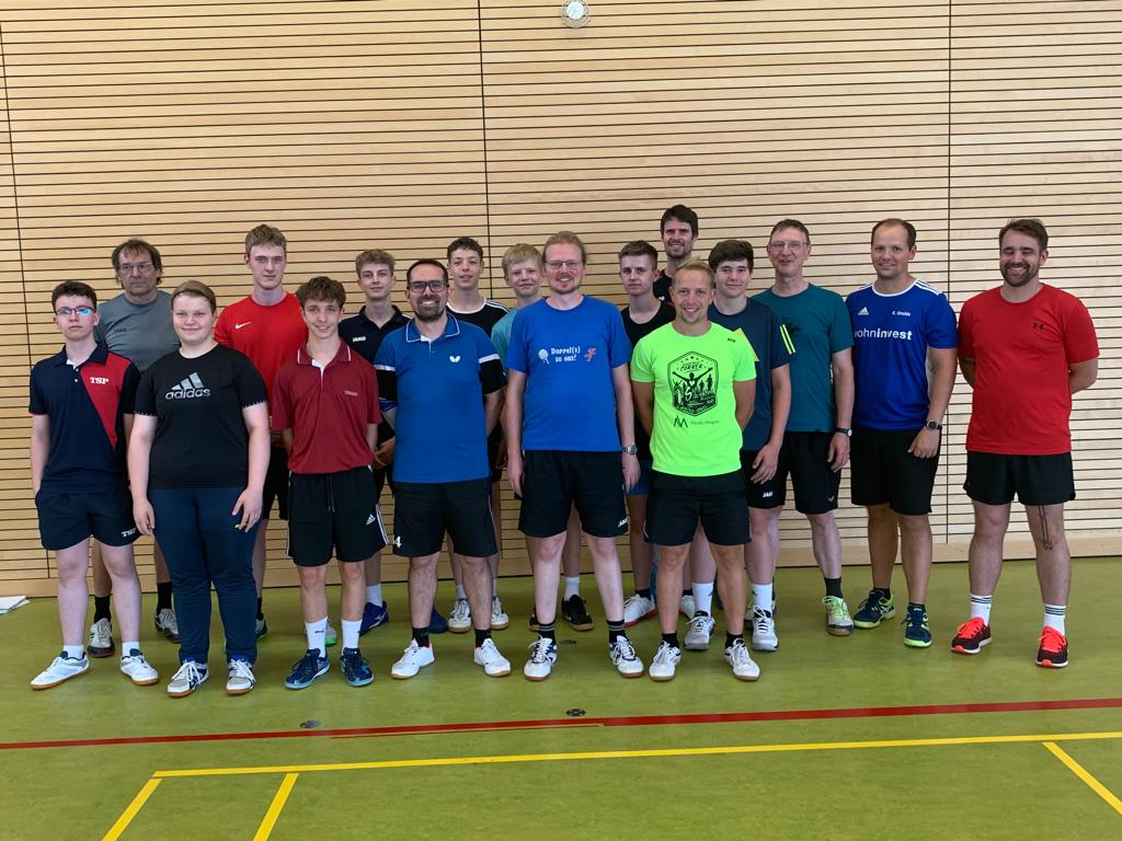 Mehr über den Artikel erfahren Tischtennis-Trainer-Lizenzierungs-Lehrgang beim TTC