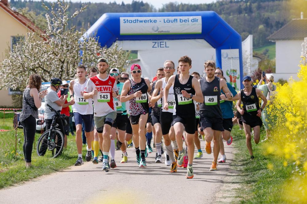 Read more about the article 325 Teilnehmer beim Michelfelder Volkslauf