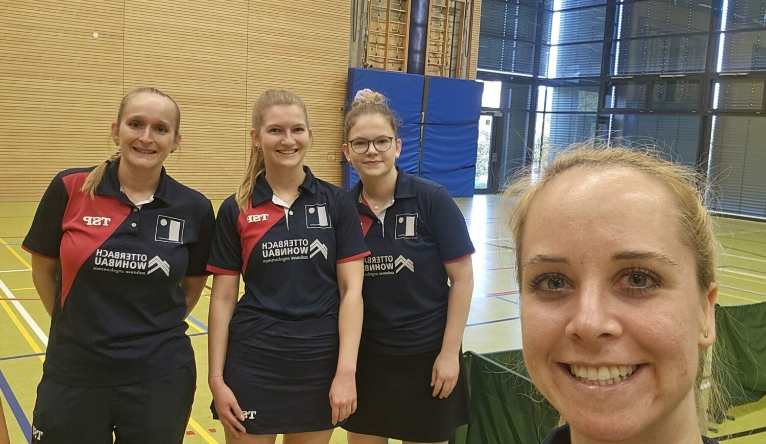 Mehr über den Artikel erfahren Erste Punkte für Damen 1