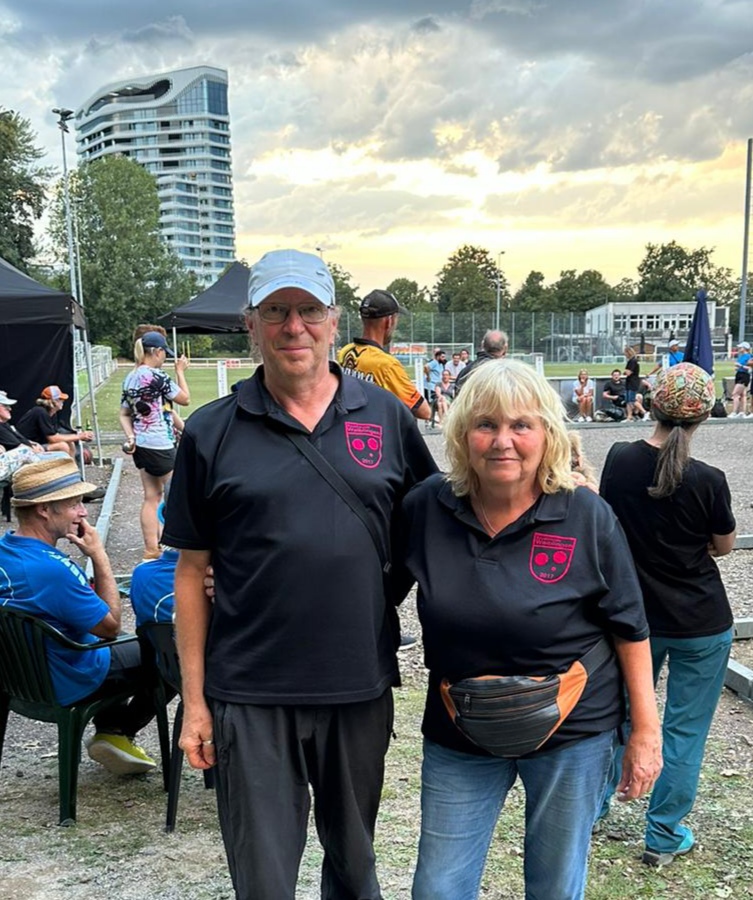 You are currently viewing Agnes Milbich – Bei drei Deutschen Petanque-Meisterschaften erfolgreich dabei