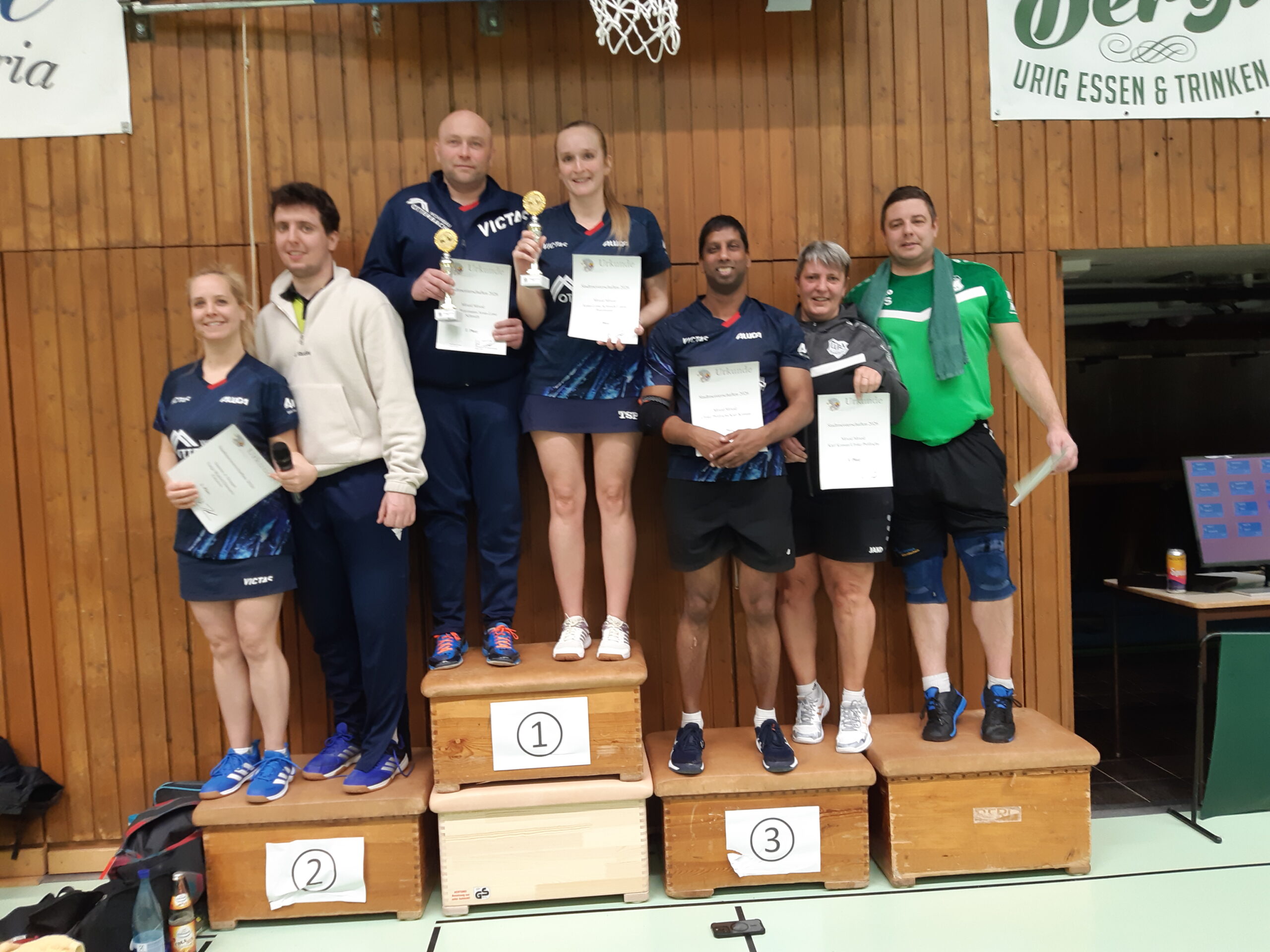 Du betrachtest gerade Neun Stadtmeister vom TTC Gnadental