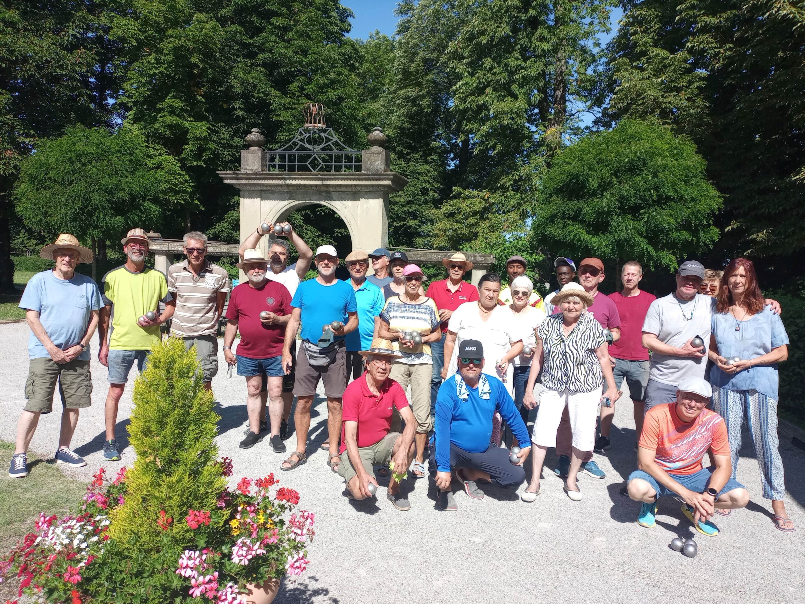 Du betrachtest gerade Boule-Hofgartenturnier in Kirchberg